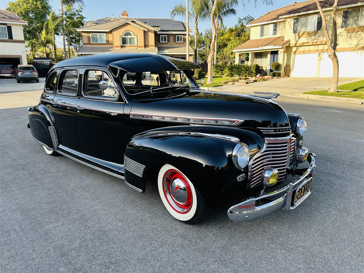 Chevrolet-Special-deluxe-1941-Black-Tan-2