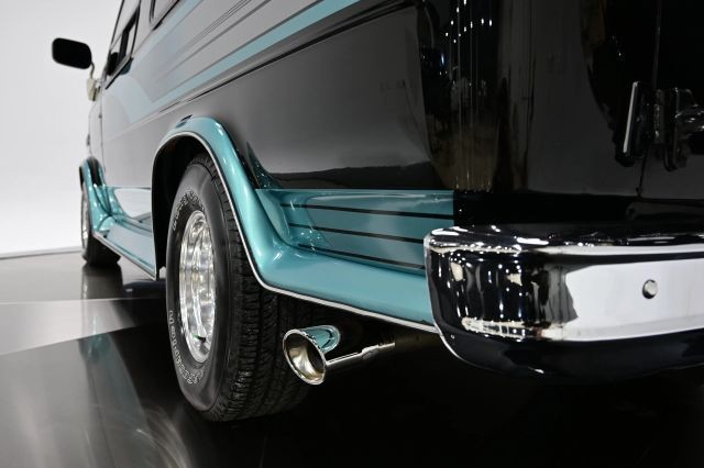Chevrolet-Sportvan-G20-1992-Passenger-13