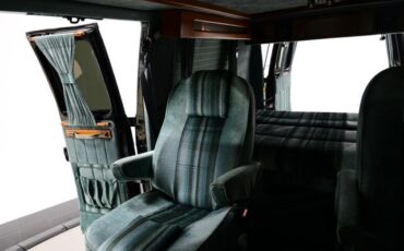 Chevrolet-Sportvan-G20-1992-Passenger-22