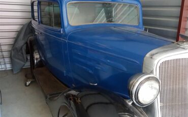 Chevrolet-Standard-1935-Blue-and-Black-Brown-herringbone-2