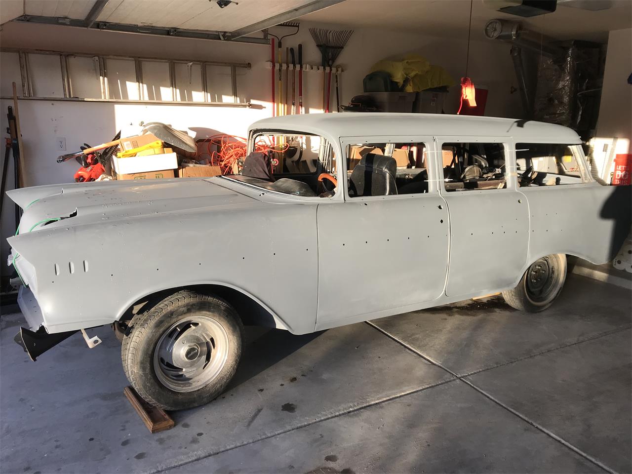 Chevrolet-Station-wagon-1957-Primer-Grey-Primer-Grey-1