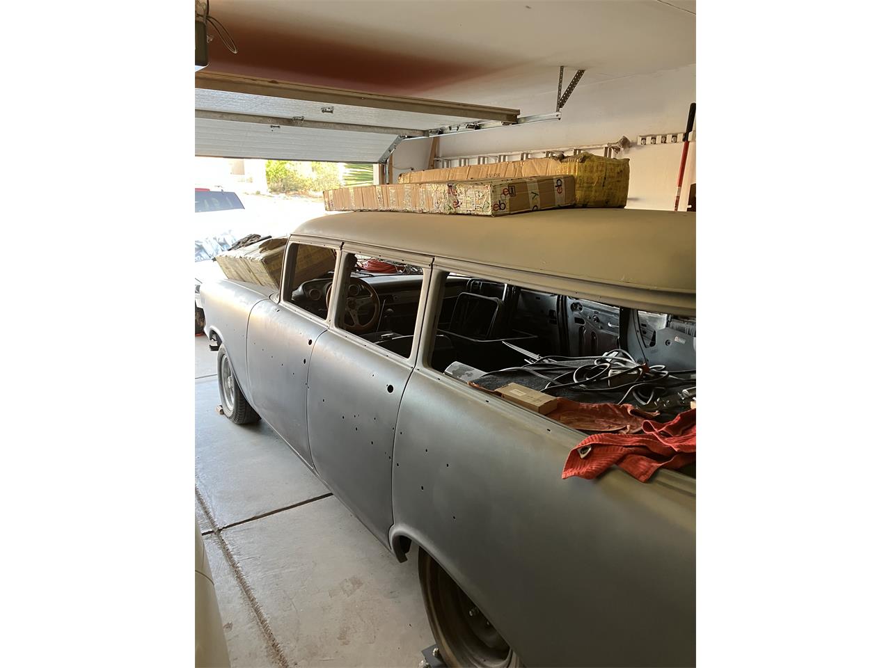 Chevrolet-Station-wagon-1957-Primer-Grey-Primer-Grey