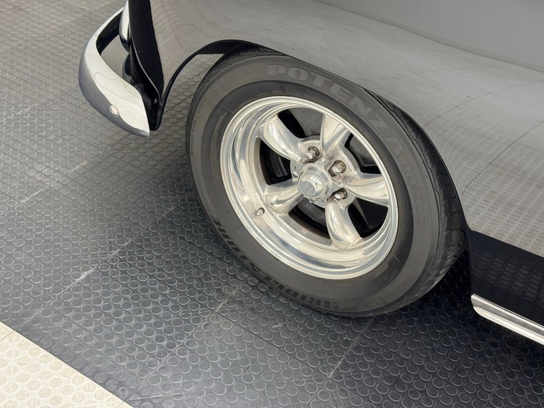 Chevrolet-Styleline-1951-Black-Black-17
