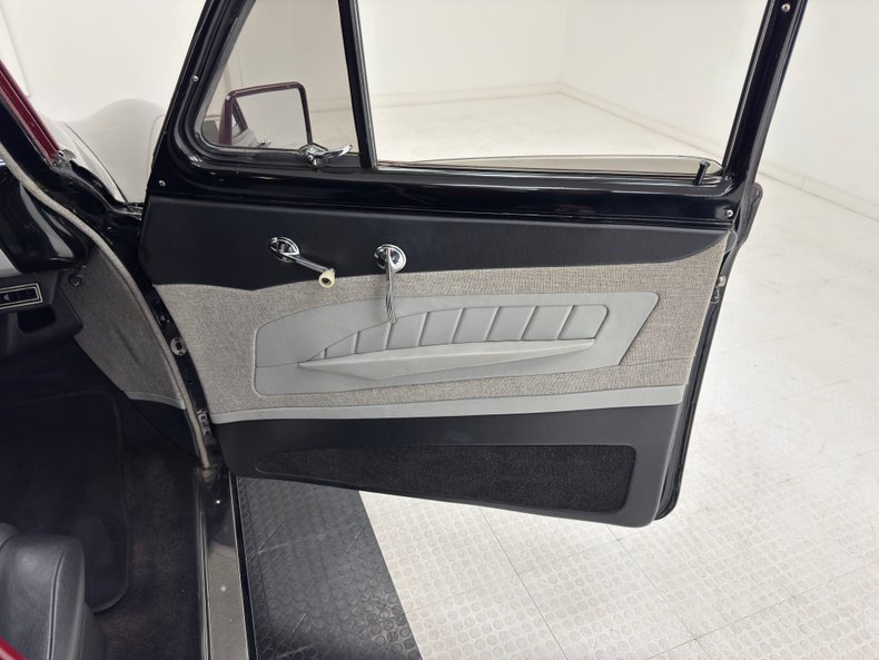 Chevrolet-Styleline-1951-Black-Black-34