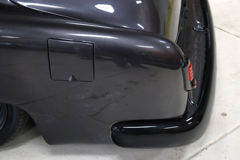Chevrolet-Styleline-1951-Iridium-Grey-Black-3