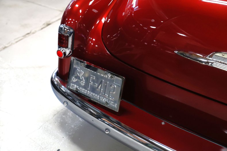 Chevrolet-Styleline-1952-Red-Brown-42