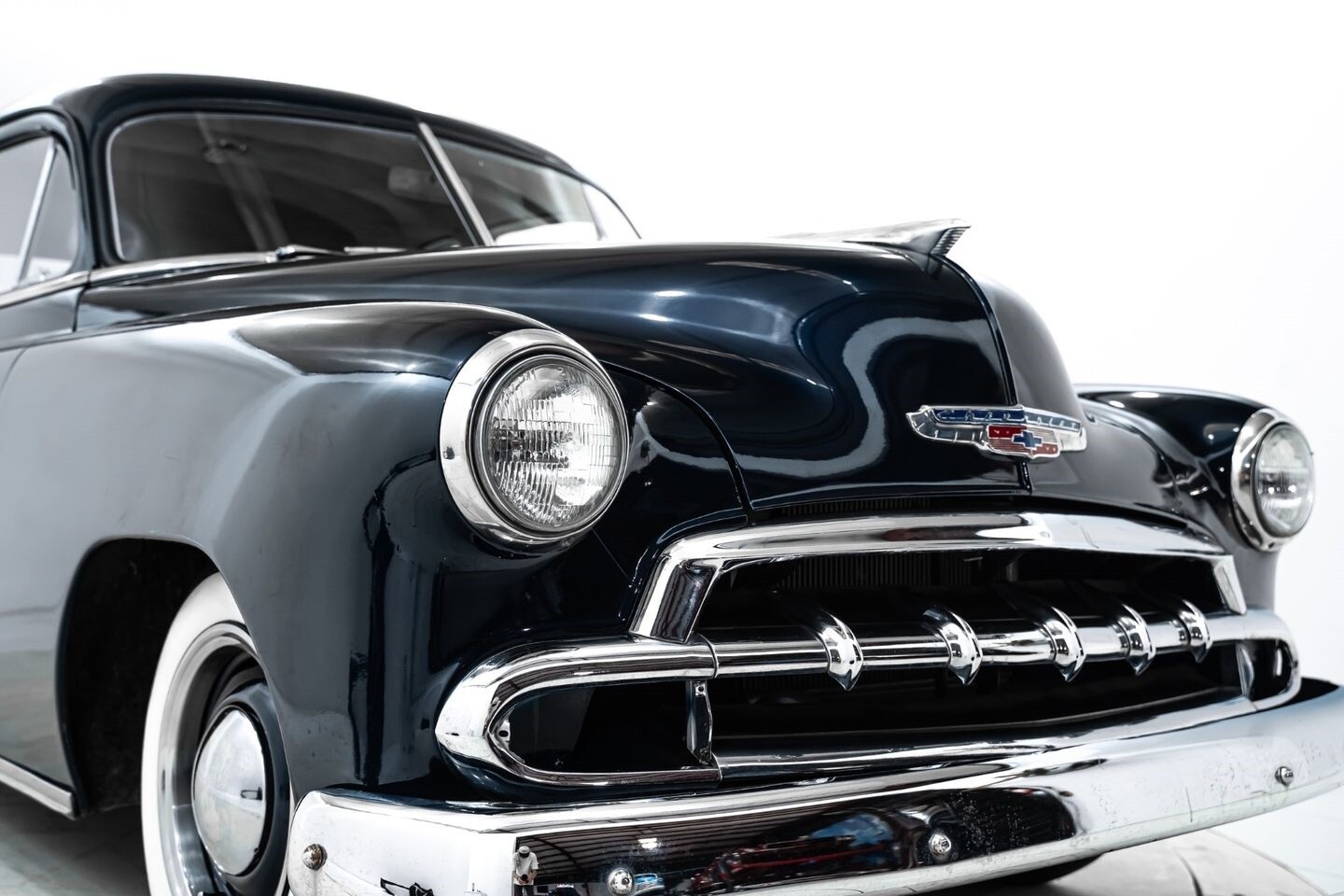 Chevrolet-Styleline-1952-Sedan-11