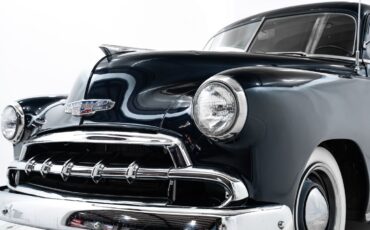 Chevrolet-Styleline-1952-Sedan-13