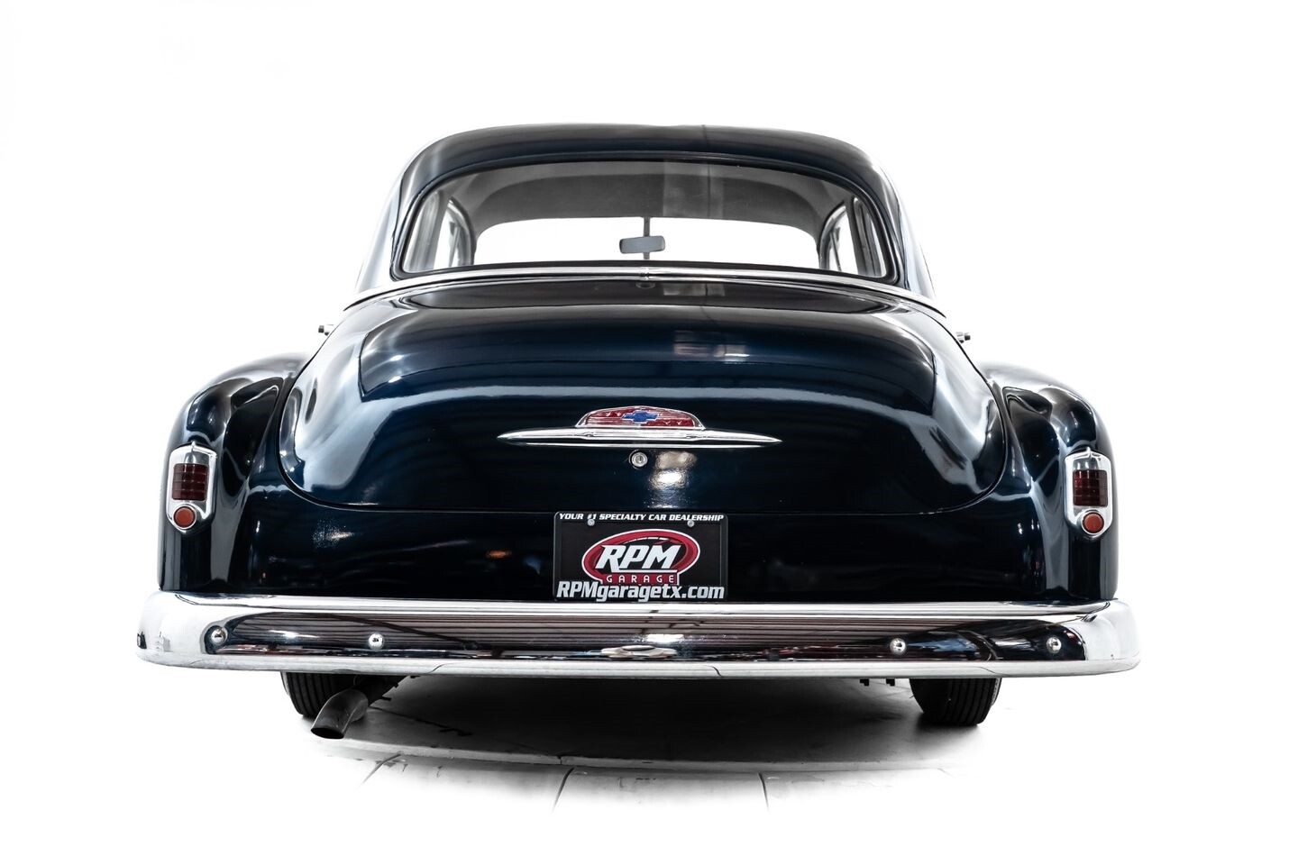 Chevrolet-Styleline-1952-Sedan-2