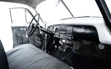 Chevrolet-Styleline-1952-Sedan-26
