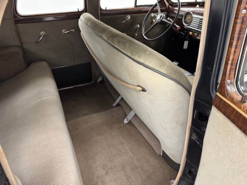 Chevrolet-Stylemaster-1948-Mayland-Black-Tan-1