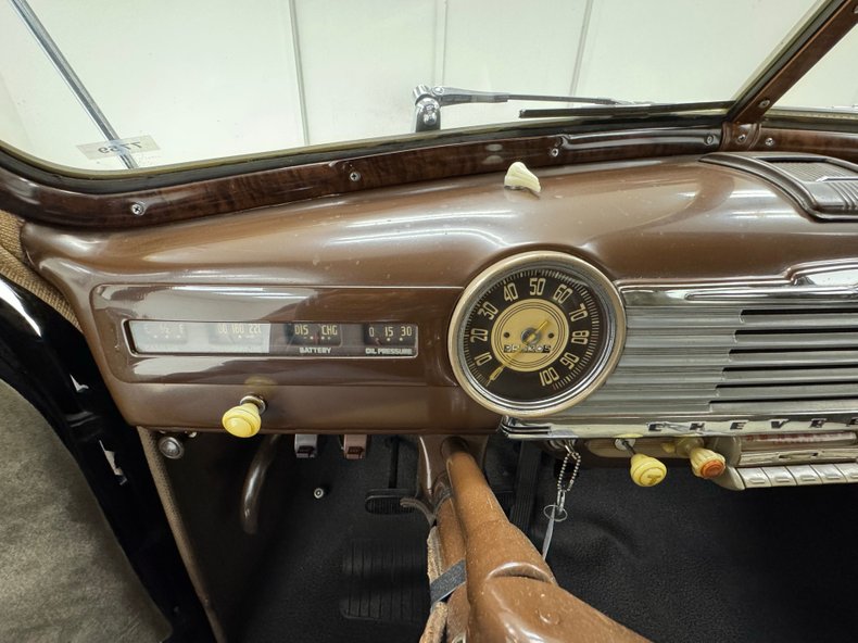 Chevrolet-Stylemaster-1948-Mayland-Black-Tan-3