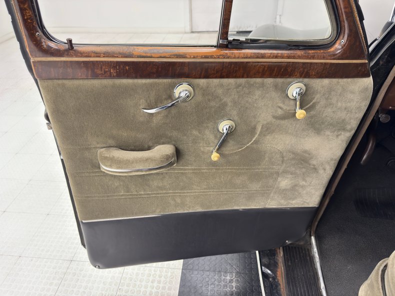 Chevrolet-Stylemaster-1948-Mayland-Black-Tan-37