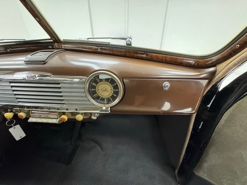 Chevrolet-Stylemaster-1948-Mayland-Black-Tan-6