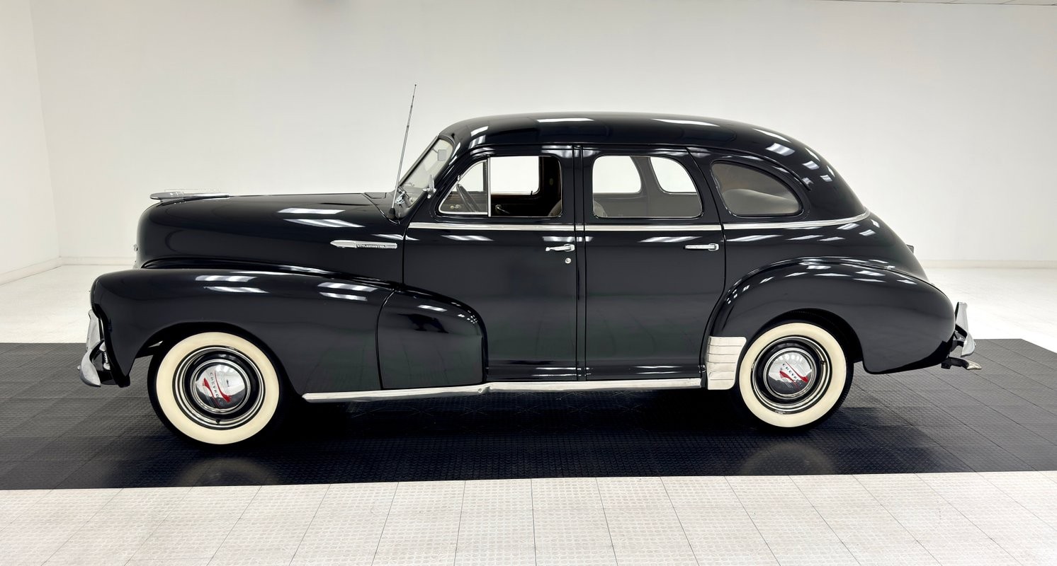Chevrolet-Stylemaster-1948-Sedan-1