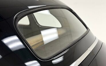 Chevrolet-Stylemaster-1948-Sedan-17