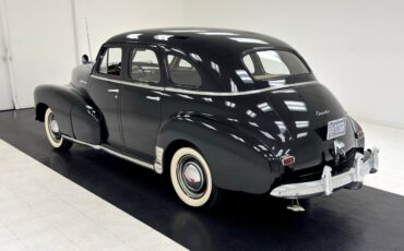 Chevrolet-Stylemaster-1948-Sedan-2