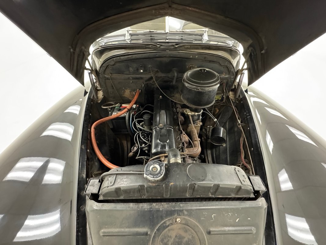 Chevrolet-Stylemaster-1948-Sedan-26