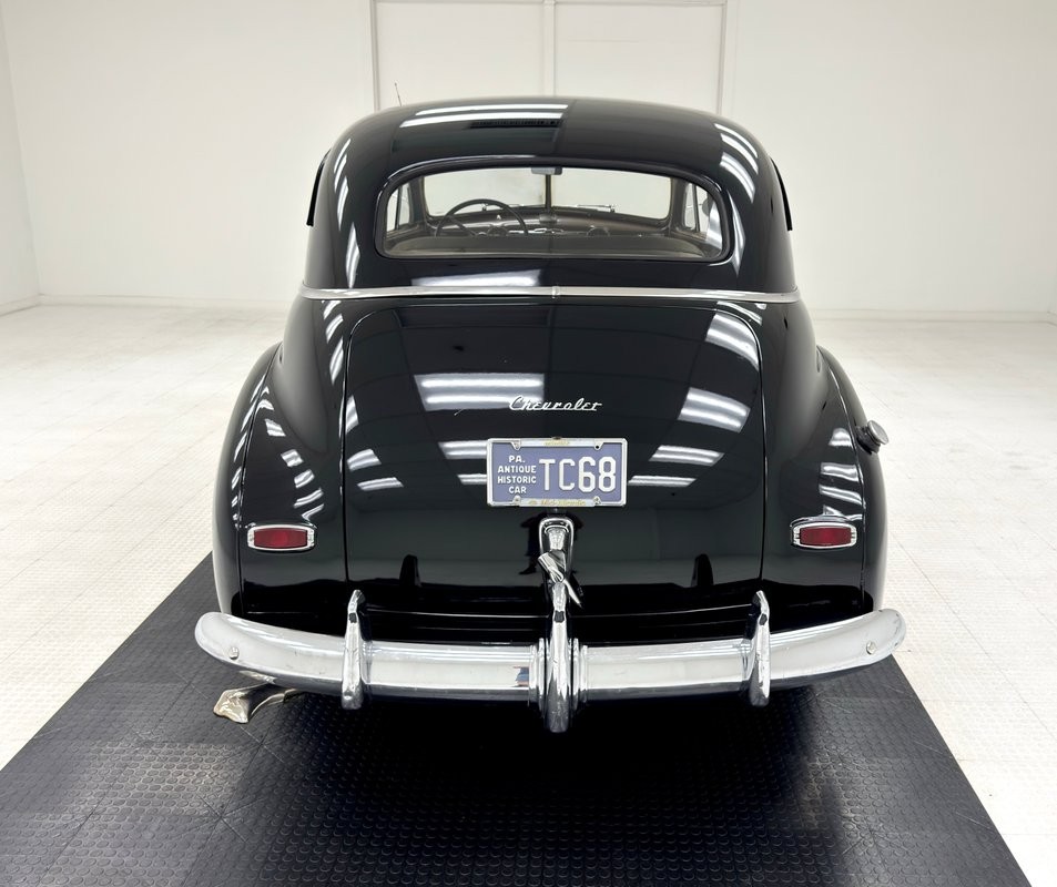 Chevrolet-Stylemaster-1948-Sedan-3