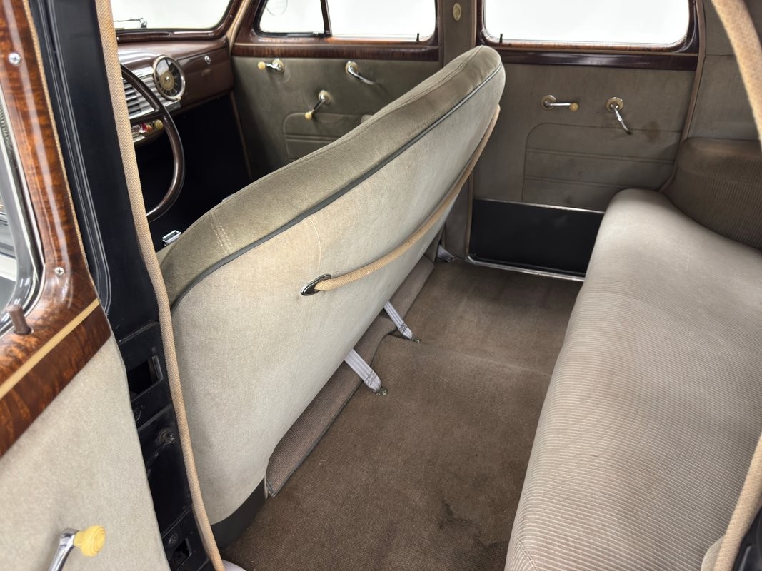 Chevrolet-Stylemaster-1948-Sedan-39