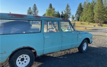 Chevrolet-Suburban-1968-Teal-TealBrown-13