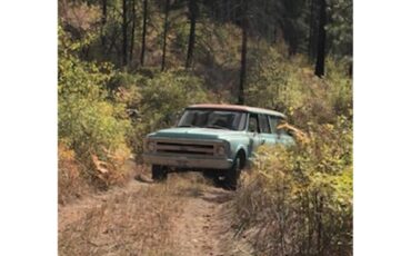 Chevrolet-Suburban-1968-Teal-TealBrown-14