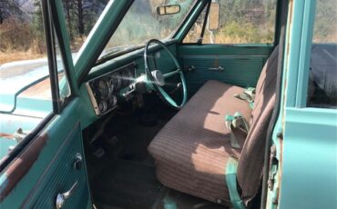 Chevrolet-Suburban-1968-Teal-TealBrown-20