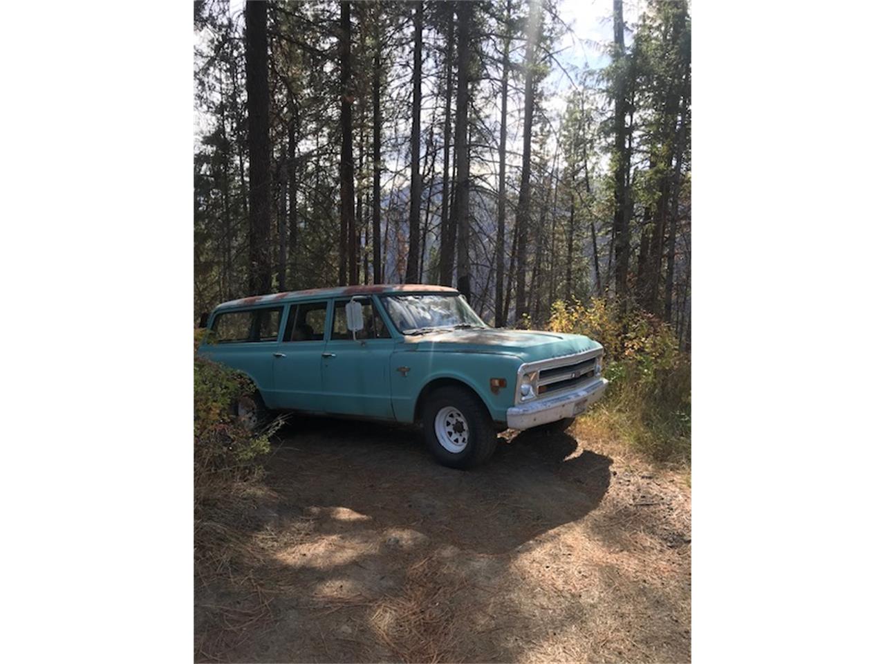 Chevrolet-Suburban-1968-Teal-TealBrown-8