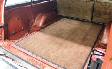 Chevrolet-Suburban-1977-Orange-TAN-24