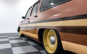 Chevrolet-Suburban-1977-Orange-TAN-6