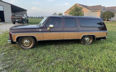 Chevrolet-Suburban-1979-1