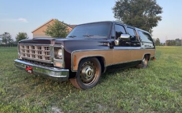 Chevrolet-Suburban-1979