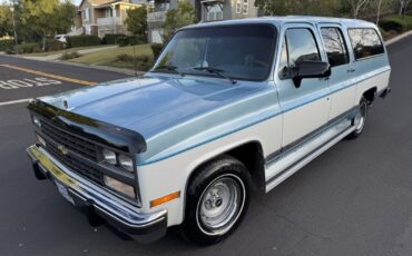 Chevrolet-Suburban-1991-SUV-2