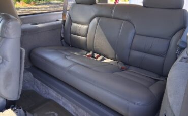 Chevrolet-Suburban-1995-SUV-10