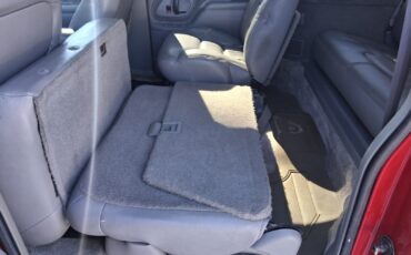 Chevrolet-Suburban-1995-SUV-11