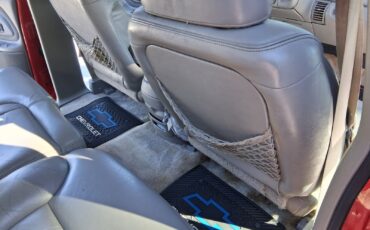 Chevrolet-Suburban-1995-SUV-26