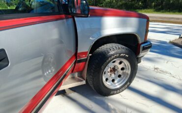 Chevrolet-Suburban-1995-SUV-27