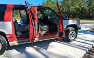 Chevrolet-Suburban-1995-SUV-28