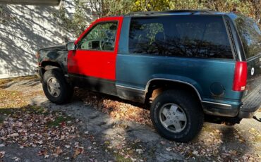 Chevrolet-Tahoe-1995-SUV-4
