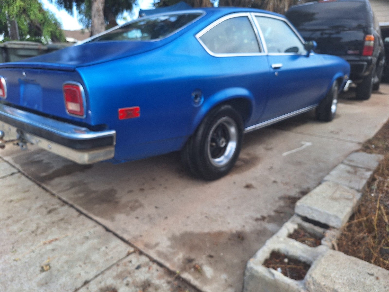 Chevrolet-Vega-1975-14