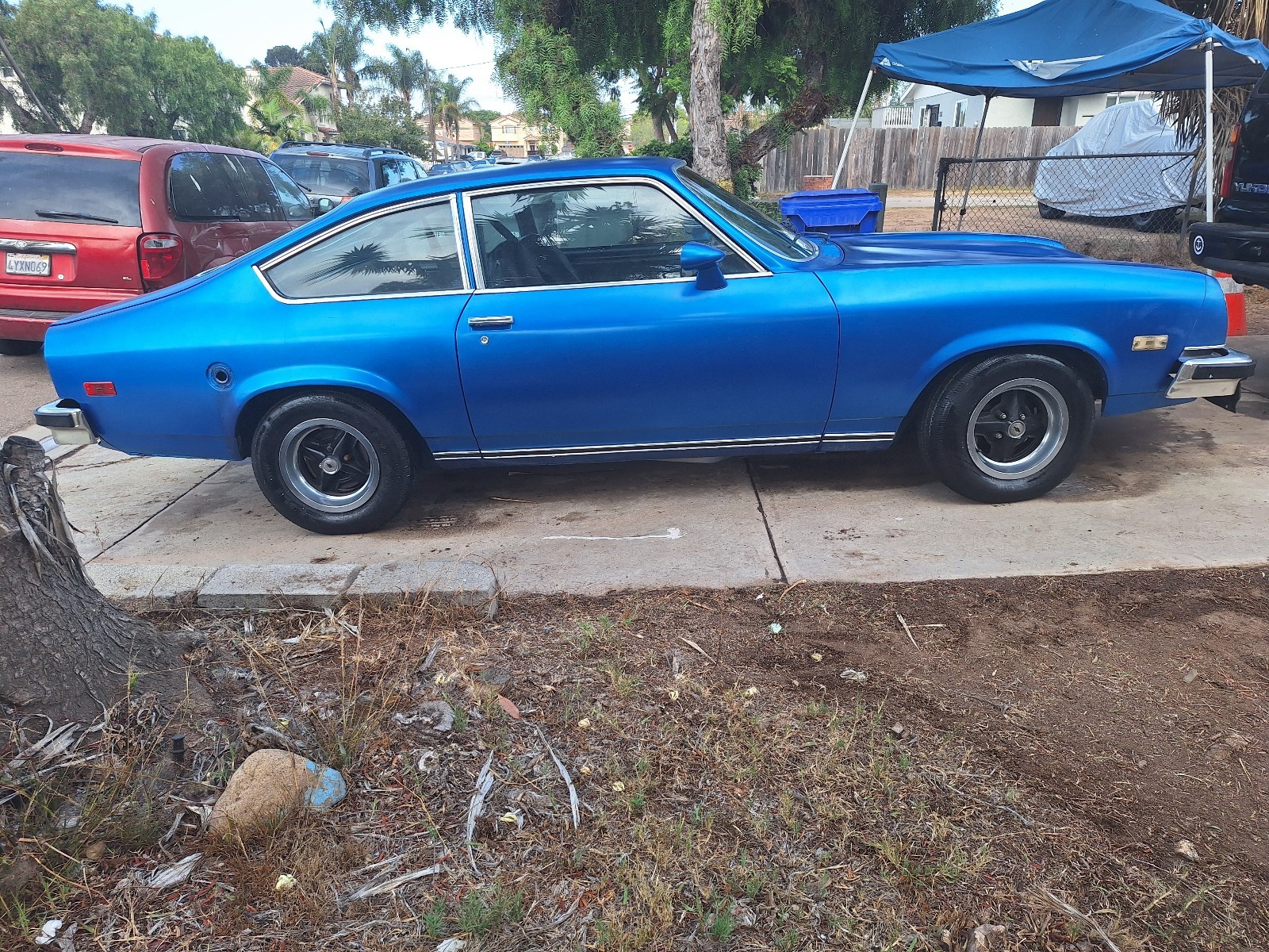 Chevrolet-Vega-1975-16