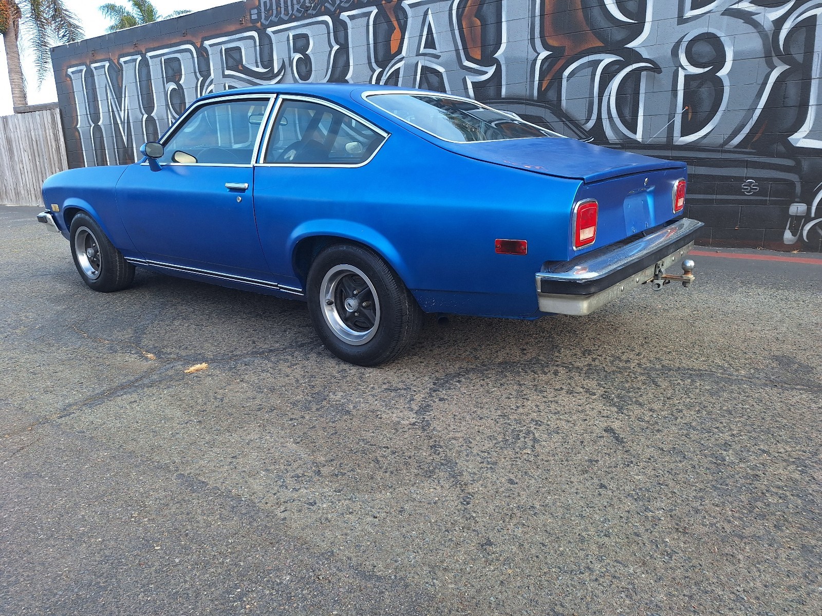 Chevrolet-Vega-1975-2