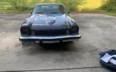 Chevrolet-Vega-1975-Coupe-10