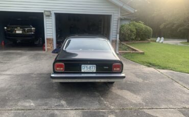 Chevrolet-Vega-1975-Coupe-2