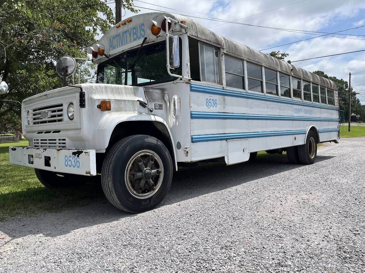 Chevrolet-activity-bus-diesel-1990-1