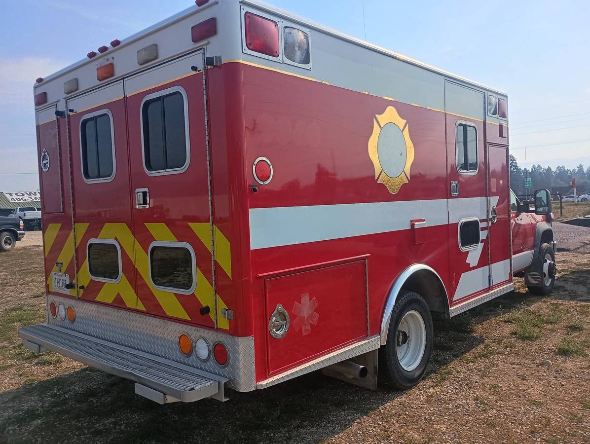 Chevrolet-ambulance-diesel-1995-5