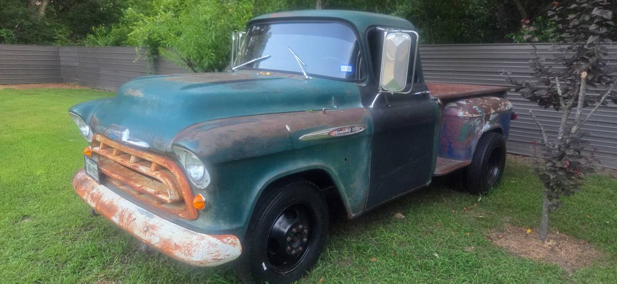 Chevrolet-apache-1957-green-1