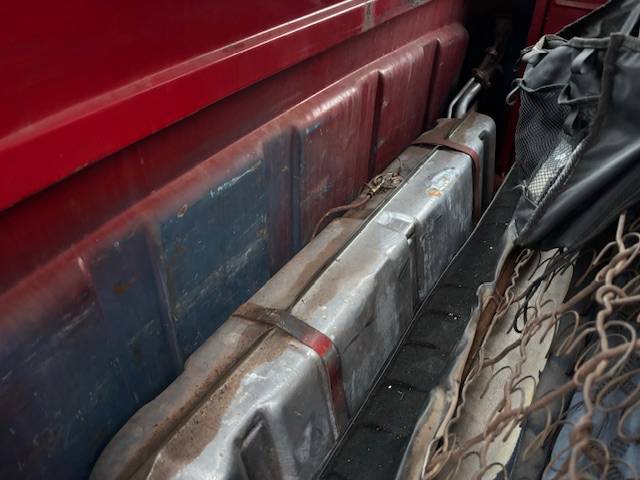 Chevrolet-apache-1958-red-7