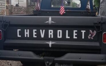 Chevrolet-apache-1961-black-2