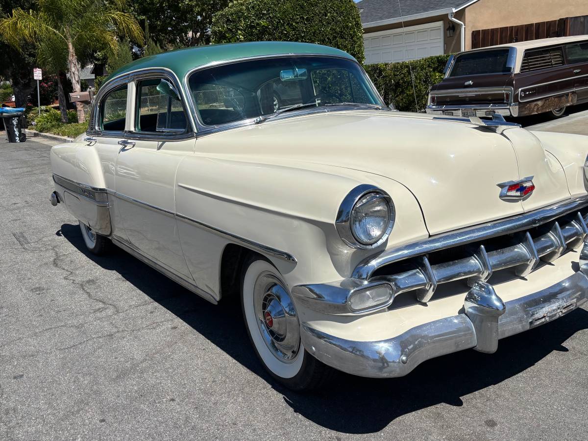 Chevrolet-bel-air-1954-10
